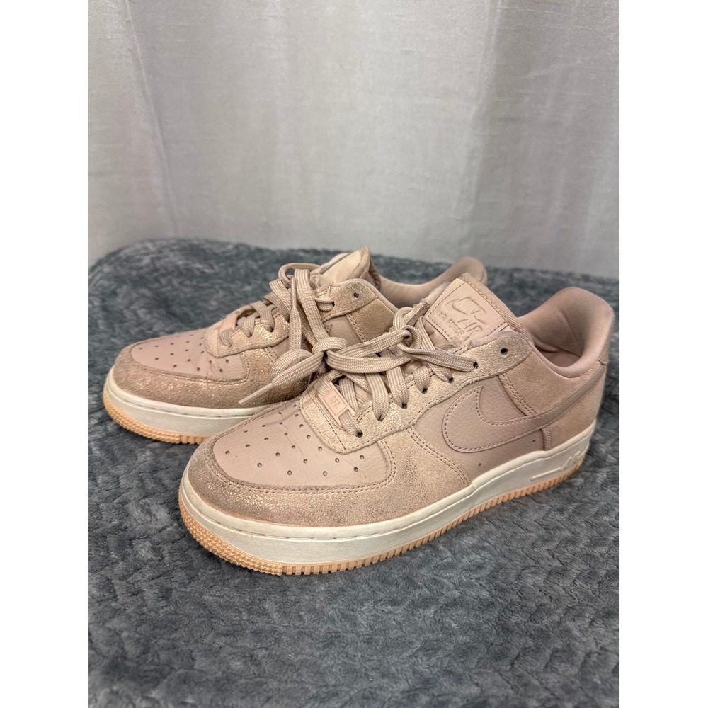 Nike Air Force 1 Low Particle Pink Suede Metallic Sneakers 818725-601 Womens 7.5